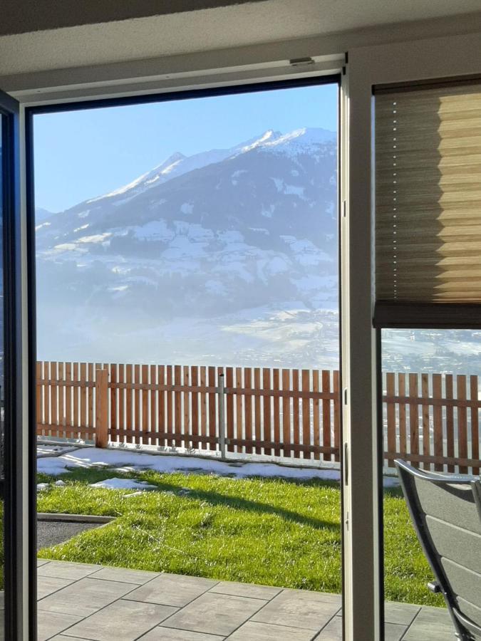 Apart Leonie Hart im Zillertal Exterior photo